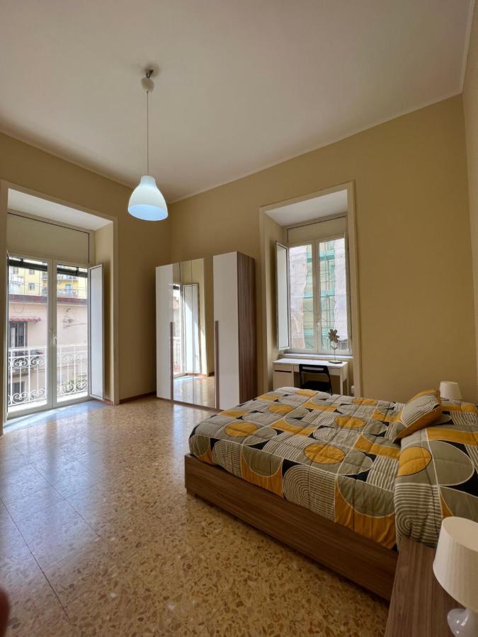 Appartement Wanda Bleisure à Naples Extérieur photo