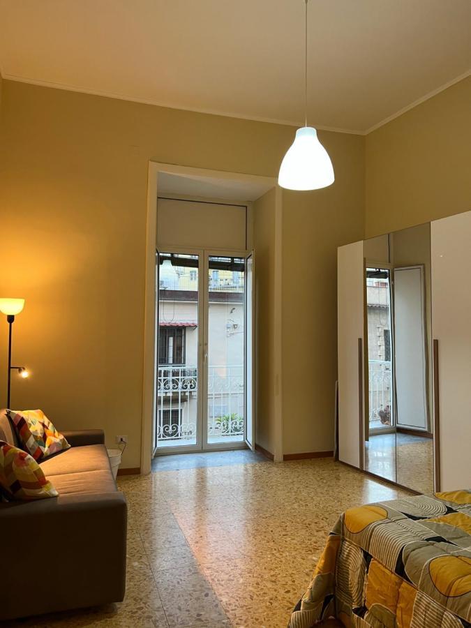 Appartement Wanda Bleisure à Naples Extérieur photo