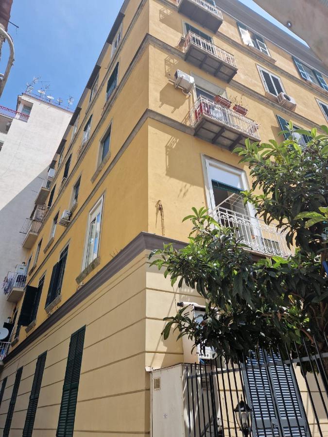 Appartement Wanda Bleisure à Naples Extérieur photo