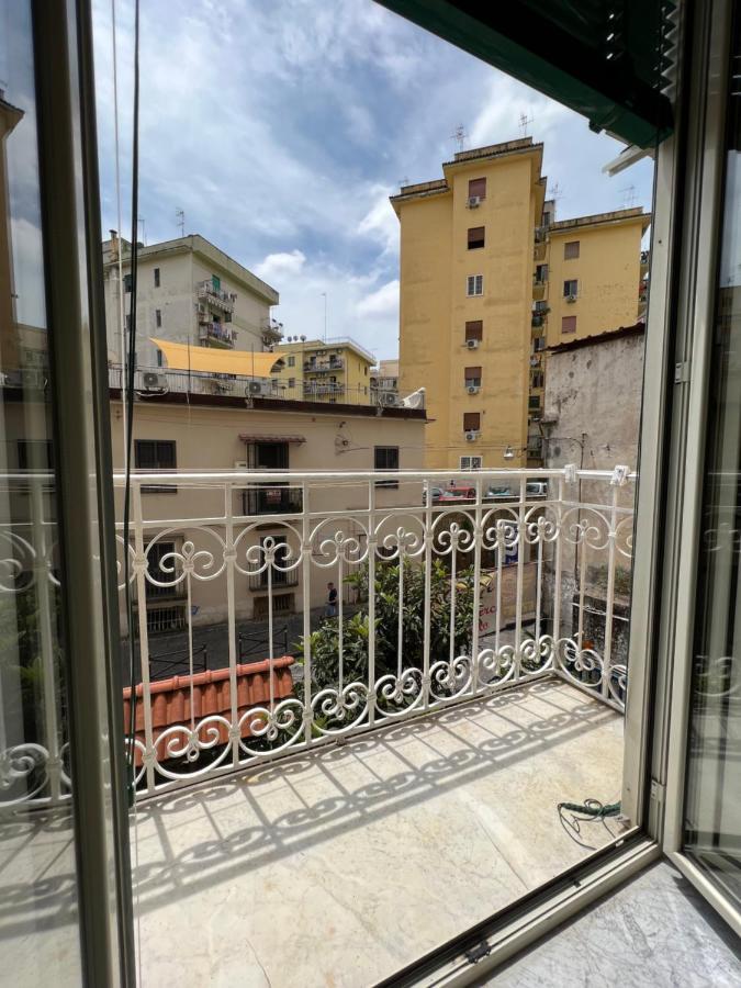 Appartement Wanda Bleisure à Naples Extérieur photo