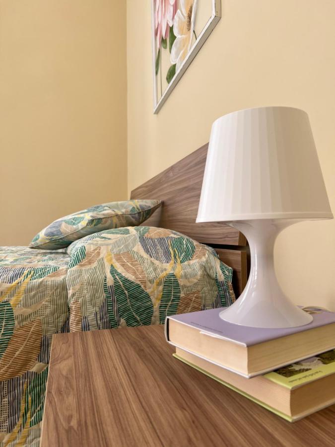 Appartement Wanda Bleisure à Naples Extérieur photo