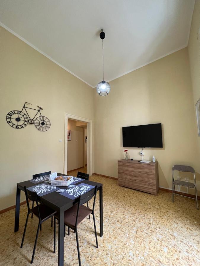 Appartement Wanda Bleisure à Naples Extérieur photo