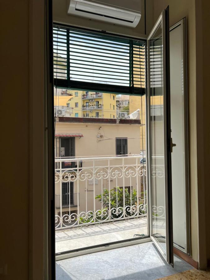Appartement Wanda Bleisure à Naples Extérieur photo